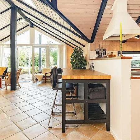 Ferienhaus 6 Person In Vaeggerlose-by Traum *