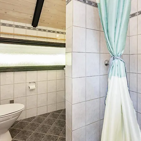 Vakantiehuis 6 Person In Vaeggerlose-by Traum
